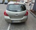 Бежевый Ниссан Тиида, объемом двигателя 1.6 л и пробегом 100 тыс. км за 5700 $, фото 2 на Automoto.ua