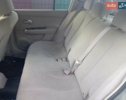 Бежевый Ниссан Тиида, объемом двигателя 1.6 л и пробегом 316 тыс. км за 4300 $, фото 7 на Automoto.ua