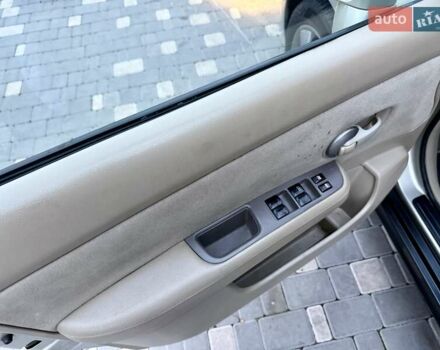 Бежевый Ниссан Тиида, объемом двигателя 1.6 л и пробегом 167 тыс. км за 4999 $, фото 33 на Automoto.ua