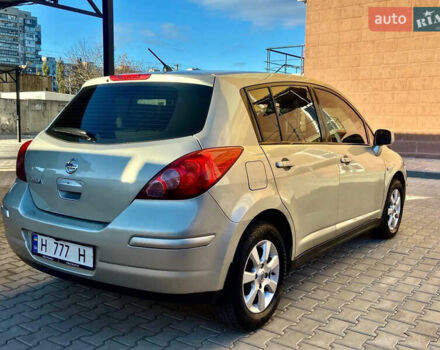 Бежевый Ниссан Тиида, объемом двигателя 1.6 л и пробегом 187 тыс. км за 6400 $, фото 2 на Automoto.ua