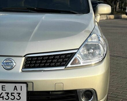 Бежевый Ниссан Тиида, объемом двигателя 1.6 л и пробегом 150 тыс. км за 6500 $, фото 7 на Automoto.ua