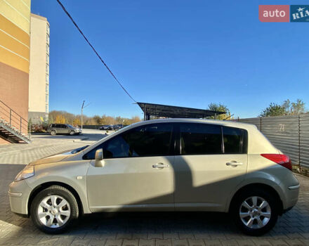 Бежевый Ниссан Тиида, объемом двигателя 1.6 л и пробегом 187 тыс. км за 6400 $, фото 5 на Automoto.ua