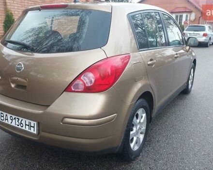 Бежевый Ниссан Тиида, объемом двигателя 1.6 л и пробегом 100 тыс. км за 6100 $, фото 9 на Automoto.ua