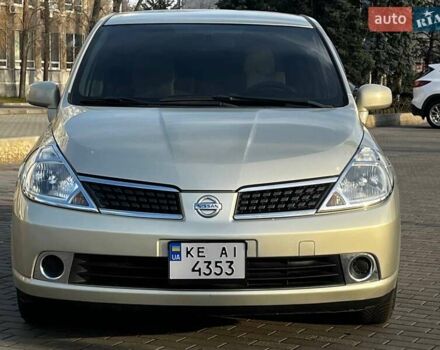 Бежевый Ниссан Тиида, объемом двигателя 1.6 л и пробегом 150 тыс. км за 6500 $, фото 6 на Automoto.ua