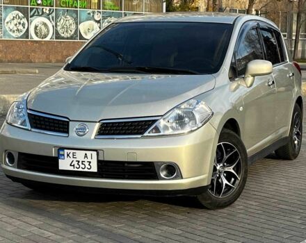 Бежевый Ниссан Тиида, объемом двигателя 1.6 л и пробегом 150 тыс. км за 6500 $, фото 2 на Automoto.ua