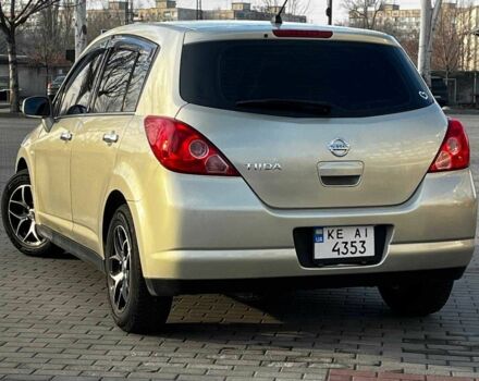 Бежевый Ниссан Тиида, объемом двигателя 1.6 л и пробегом 150 тыс. км за 6500 $, фото 1 на Automoto.ua