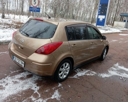 Бежевый Ниссан Тиида, объемом двигателя 1.8 л и пробегом 252 тыс. км за 6900 $, фото 1 на Automoto.ua