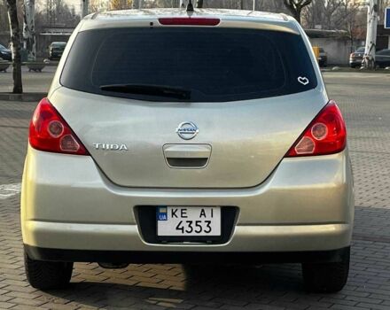 Бежевый Ниссан Тиида, объемом двигателя 1.6 л и пробегом 150 тыс. км за 6500 $, фото 4 на Automoto.ua