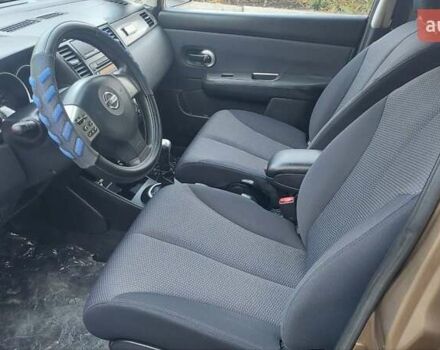 Бежевый Ниссан Тиида, объемом двигателя 1.6 л и пробегом 100 тыс. км за 6100 $, фото 14 на Automoto.ua