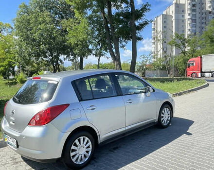 Бежевый Ниссан Тиида, объемом двигателя 0 л и пробегом 167 тыс. км за 4900 $, фото 3 на Automoto.ua