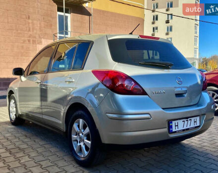 Бежевый Ниссан Тиида, объемом двигателя 1.6 л и пробегом 187 тыс. км за 6400 $, фото 1 на Automoto.ua