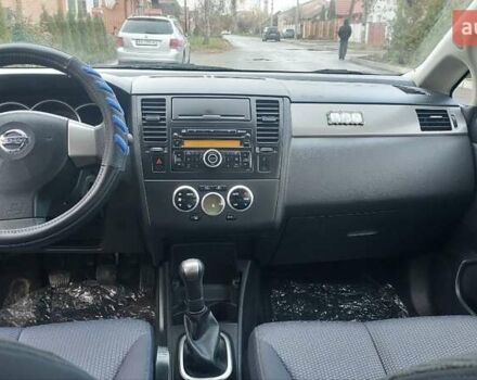 Бежевый Ниссан Тиида, объемом двигателя 1.6 л и пробегом 100 тыс. км за 6100 $, фото 13 на Automoto.ua