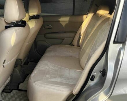 Бежевый Ниссан Тиида, объемом двигателя 1.6 л и пробегом 150 тыс. км за 6500 $, фото 10 на Automoto.ua