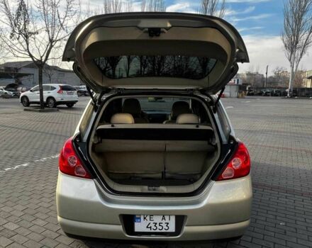 Бежевый Ниссан Тиида, объемом двигателя 1.6 л и пробегом 150 тыс. км за 6500 $, фото 15 на Automoto.ua