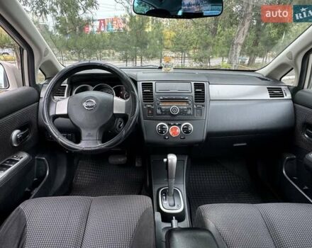 Бежевый Ниссан Тиида, объемом двигателя 1.6 л и пробегом 121 тыс. км за 7999 $, фото 16 на Automoto.ua