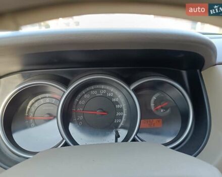 Бежевый Ниссан Тиида, объемом двигателя 1.6 л и пробегом 120 тыс. км за 6900 $, фото 4 на Automoto.ua