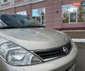 Бежевый Ниссан Тиида, объемом двигателя 1.6 л и пробегом 152 тыс. км за 6999 $, фото 5 на Automoto.ua