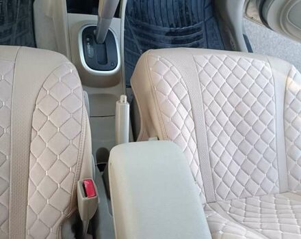 Бежевый Ниссан Тиида, объемом двигателя 1.6 л и пробегом 120 тыс. км за 6900 $, фото 6 на Automoto.ua