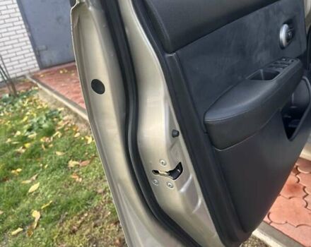 Бежевый Ниссан Тиида, объемом двигателя 1.6 л и пробегом 77 тыс. км за 7650 $, фото 13 на Automoto.ua