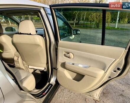 Бежевый Ниссан Тиида, объемом двигателя 1.5 л и пробегом 113 тыс. км за 7500 $, фото 25 на Automoto.ua