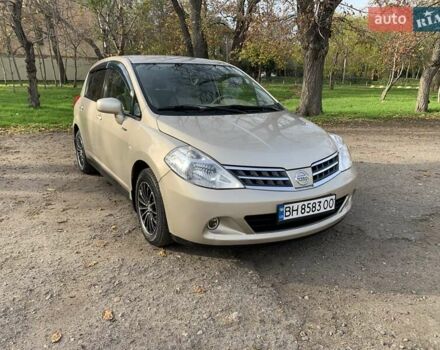 Бежевый Ниссан Тиида, объемом двигателя 1.5 л и пробегом 113 тыс. км за 7500 $, фото 62 на Automoto.ua