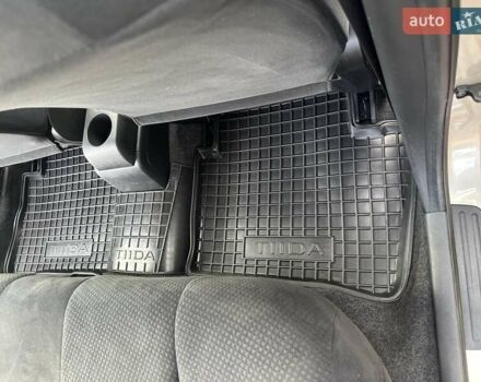 Бежевый Ниссан Тиида, объемом двигателя 1.6 л и пробегом 77 тыс. км за 7650 $, фото 30 на Automoto.ua