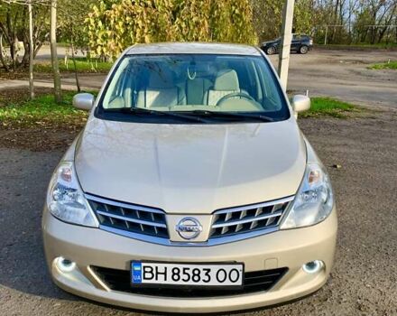 Бежевый Ниссан Тиида, объемом двигателя 1.5 л и пробегом 113 тыс. км за 7500 $, фото 3 на Automoto.ua