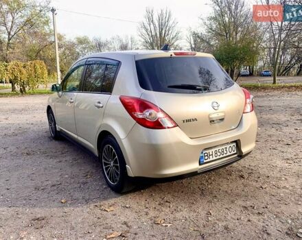 Бежевый Ниссан Тиида, объемом двигателя 1.5 л и пробегом 113 тыс. км за 7500 $, фото 18 на Automoto.ua