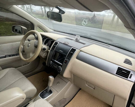 Бежевий Ніссан Тііда, об'ємом двигуна 1.5 л та пробігом 57 тис. км за 6700 $, фото 6 на Automoto.ua