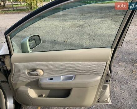 Бежевый Ниссан Тиида, объемом двигателя 1.5 л и пробегом 113 тыс. км за 7500 $, фото 28 на Automoto.ua