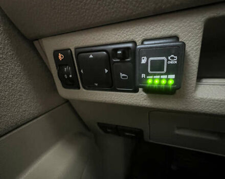 Бежевый Ниссан Тиида, объемом двигателя 1.6 л и пробегом 191 тыс. км за 5999 $, фото 23 на Automoto.ua