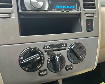 Бежевый Ниссан Тиида, объемом двигателя 1.6 л и пробегом 191 тыс. км за 5999 $, фото 20 на Automoto.ua