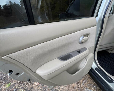 Бежевый Ниссан Тиида, объемом двигателя 1.6 л и пробегом 191 тыс. км за 5999 $, фото 47 на Automoto.ua