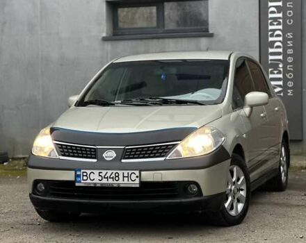 Бежевый Ниссан Тиида, объемом двигателя 1.6 л и пробегом 193 тыс. км за 4900 $, фото 1 на Automoto.ua