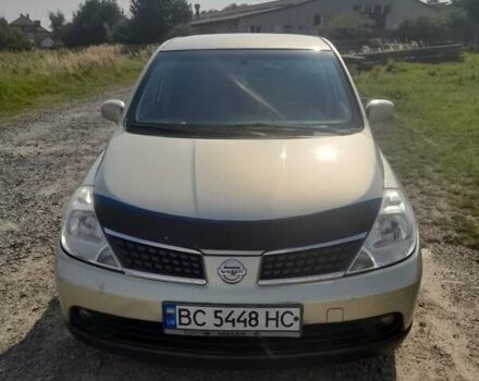 Бежевий Ніссан Тііда, об'ємом двигуна 1.6 л та пробігом 180 тис. км за 4300 $, фото 7 на Automoto.ua