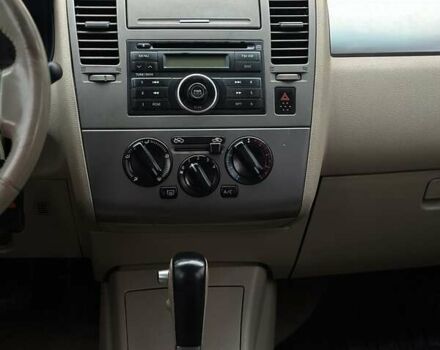 Бежевый Ниссан Тиида, объемом двигателя 1.6 л и пробегом 193 тыс. км за 4900 $, фото 31 на Automoto.ua