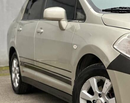 Бежевый Ниссан Тиида, объемом двигателя 1.6 л и пробегом 193 тыс. км за 4900 $, фото 15 на Automoto.ua