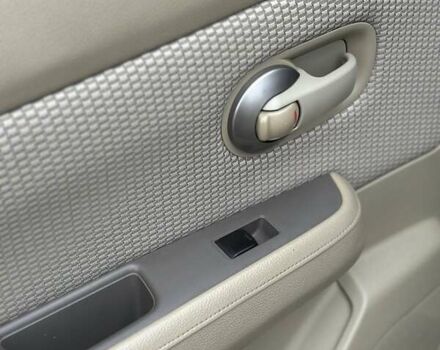 Бежевый Ниссан Тиида, объемом двигателя 1.6 л и пробегом 193 тыс. км за 4900 $, фото 32 на Automoto.ua