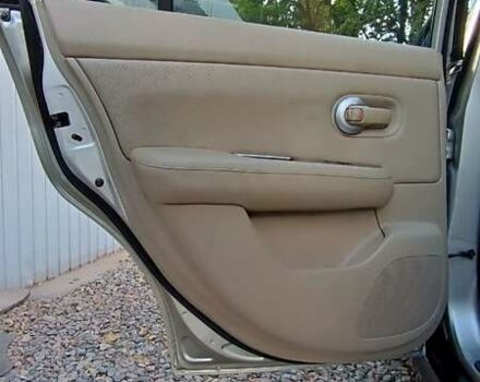 Бежевый Ниссан Тиида, объемом двигателя 1.6 л и пробегом 229 тыс. км за 6499 $, фото 25 на Automoto.ua