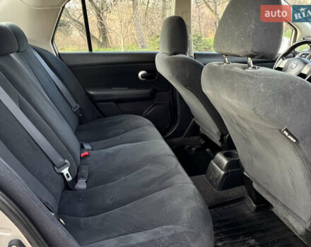 Бежевий Ніссан Тііда, об'ємом двигуна 1.6 л та пробігом 165 тис. км за 6600 $, фото 19 на Automoto.ua