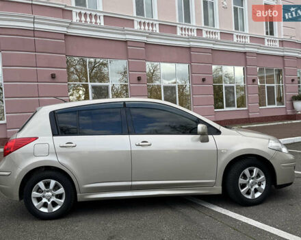 Бежевый Ниссан Тиида, объемом двигателя 1.6 л и пробегом 152 тыс. км за 6999 $, фото 5 на Automoto.ua