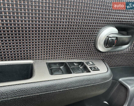 Бежевый Ниссан Тиида, объемом двигателя 1.6 л и пробегом 152 тыс. км за 6999 $, фото 25 на Automoto.ua