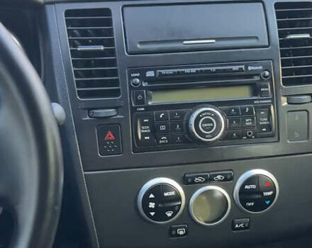 Бежевый Ниссан Тиида, объемом двигателя 1.6 л и пробегом 152 тыс. км за 6999 $, фото 21 на Automoto.ua