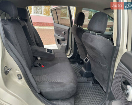 Бежевый Ниссан Тиида, объемом двигателя 1.6 л и пробегом 152 тыс. км за 6999 $, фото 28 на Automoto.ua