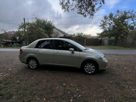 Ниссан Тиида 2006 в Киеве на Automoto.ua Бежевый Ниссан Тиида, объемом двигателя 1.6 л и пробегом 191 тыс. км за 5999 $, фото 1 на Automoto.ua