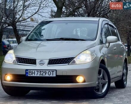 Бежевый Ниссан Тиида, объемом двигателя 1.6 л и пробегом 167 тыс. км за 4999 $, фото 1 на Automoto.ua