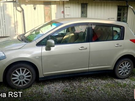 Бежевий Ніссан Тііда, об'ємом двигуна 1.6 л та пробігом 197 тис. км за 2900 $, фото 1 на Automoto.ua