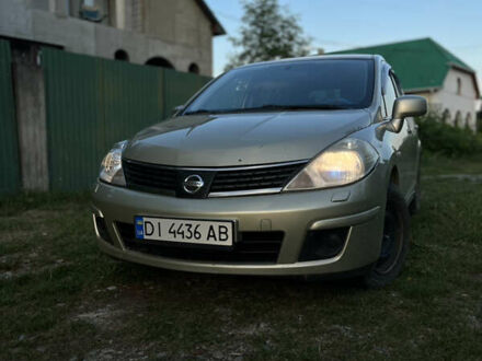 Ниссан Тиида 2007 в Тячеве на Automoto.ua Бежевый Ниссан Тиида, объемом двигателя 1.6 л и пробегом 283 тыс. км за 5000 $, фото 1 на Automoto.ua