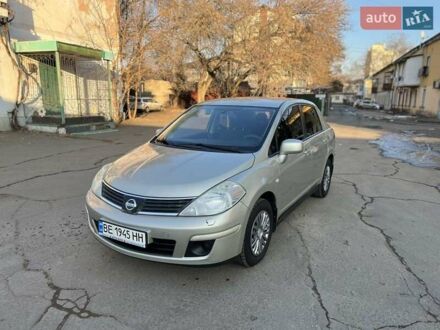 Ниссан Тиида 2008 в Николаеве на Automoto.ua Бежевый Ниссан Тиида, объемом двигателя 1.6 л и пробегом 244 тыс. км за 4999 $, фото 1 на Automoto.ua