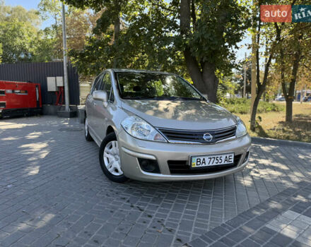 Бежевый Ниссан Тиида, объемом двигателя 1.6 л и пробегом 36 тыс. км за 9500 $, фото 1 на Automoto.ua